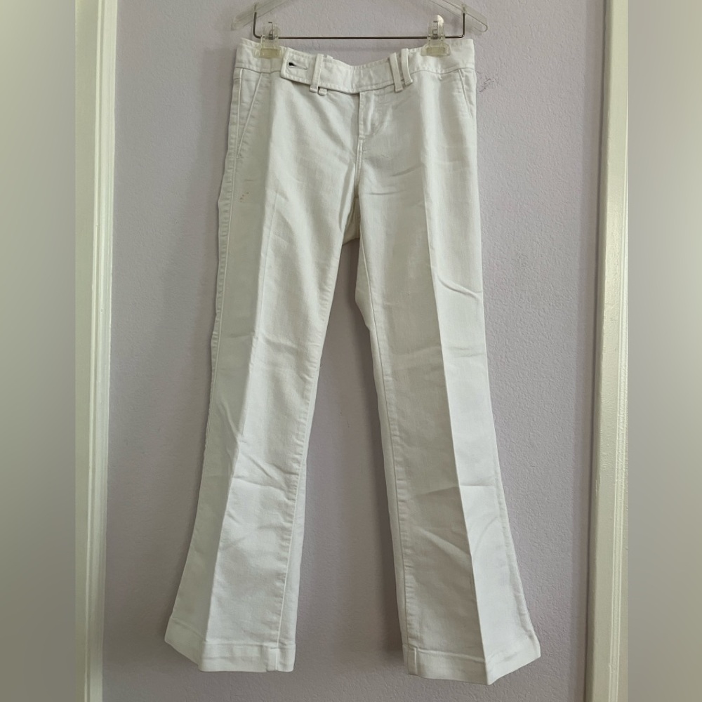 Chic Banana Republic White Flared Jeans